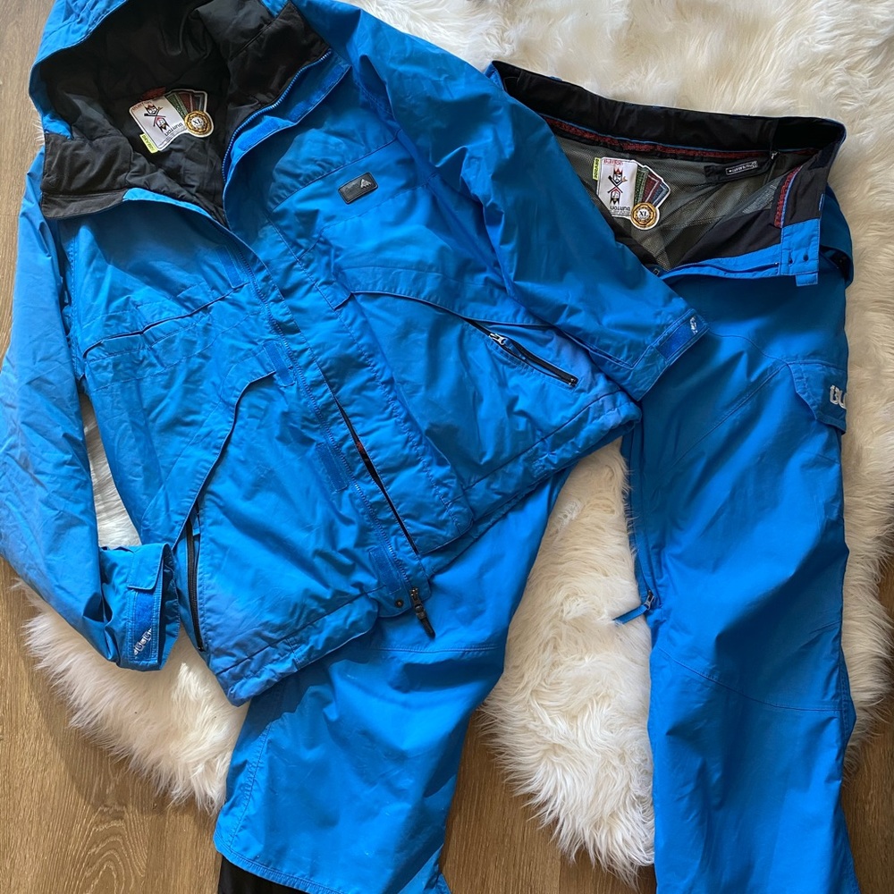 Burton Snowboard/ Ski Suit Jacket & Pants